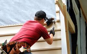 Best Engineered Wood Siding  in Thompsonville, CT